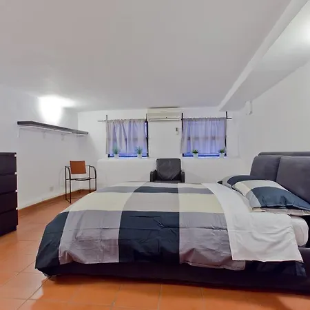 Theatre House Apartmán